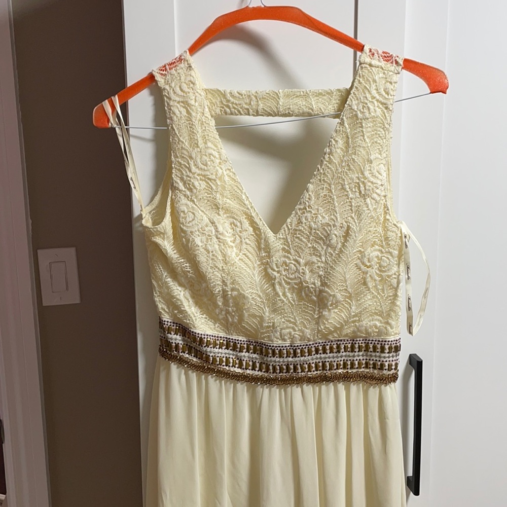 Wedding/Prom dress/ Small to Medium size
